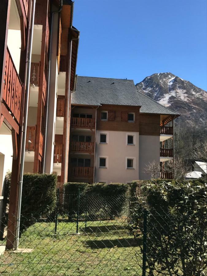 Appartement Tt Confort Au Coeur Des Montagnes Avec Vue Sur Les Montagnes Wifi Люс-Сен-Совер Екстериор снимка